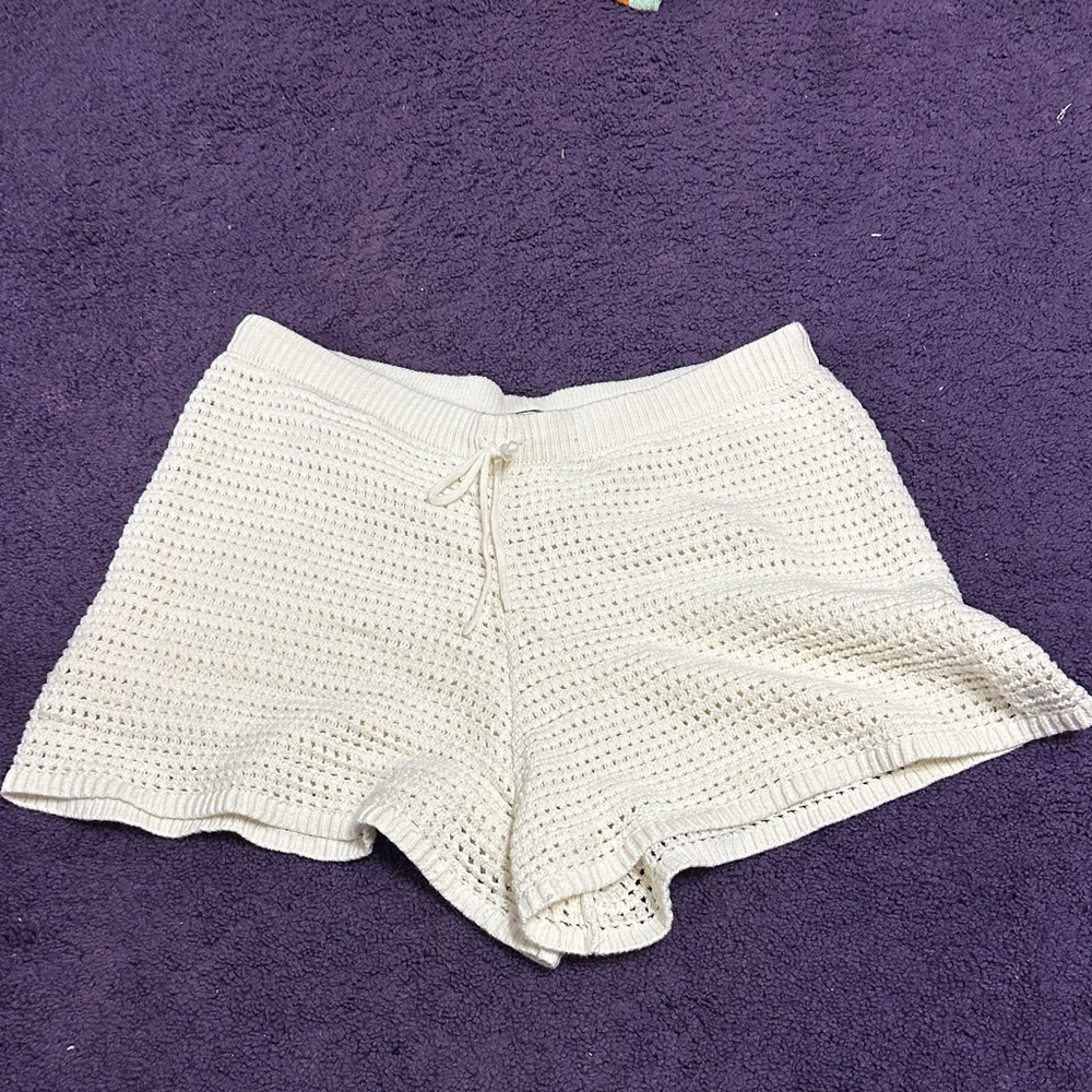 GAP Women's High Waist Cream Knit Shorts